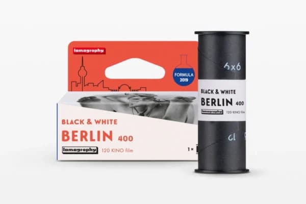 Lomography Berlin Kino B&W 400